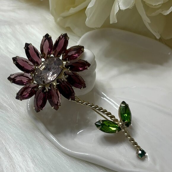 JULIANA D&E STYLE FAUX AMETHYST RHINESTONE FLORAL BROOCH - Picture 1 of 8